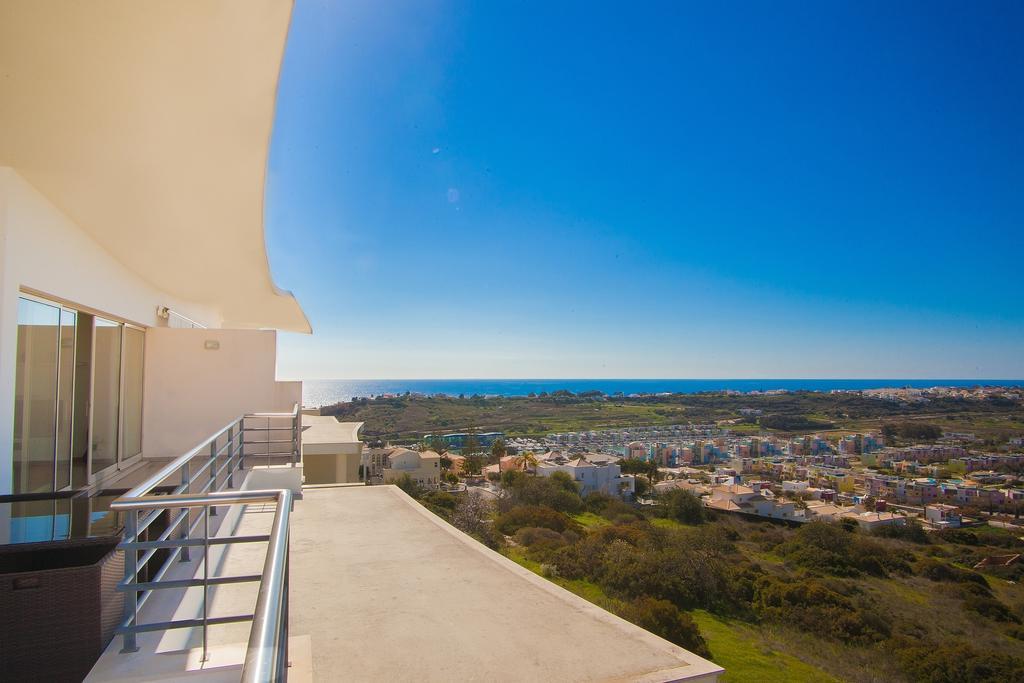 Sea View Penthouse In Albufeira Διαμέρισμα Δωμάτιο φωτογραφία